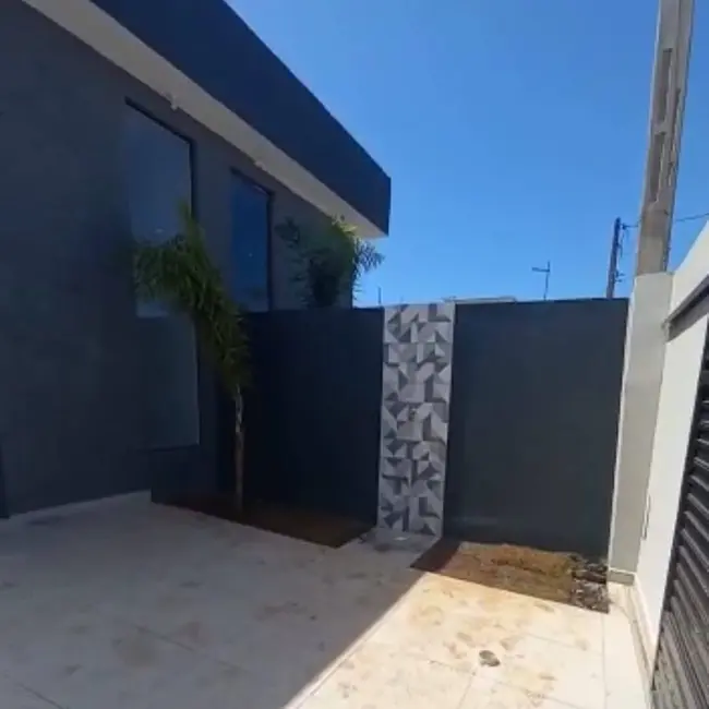 Foto 3 de Casa com 2 quartos à venda, 75m2 em Itanhaem - SP