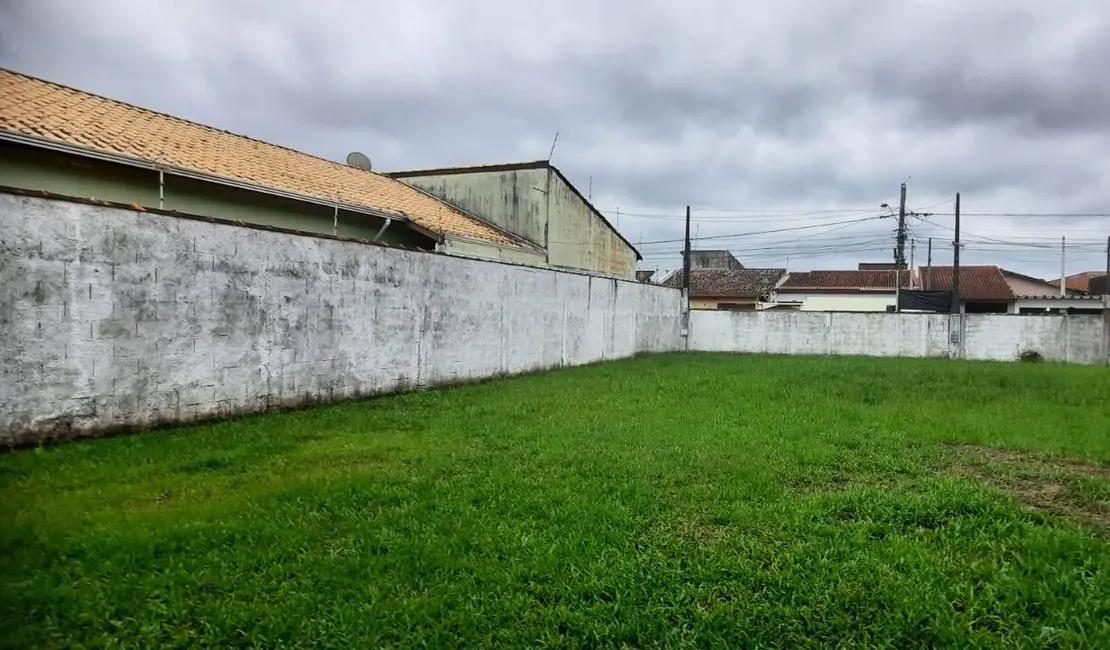 Casa com 1 quarto à venda, 52m2 em Itanhaem - SP - imagem 4 Foto 4 de Casa com 1 quarto à venda, 52m2 em Itanhaem - SP