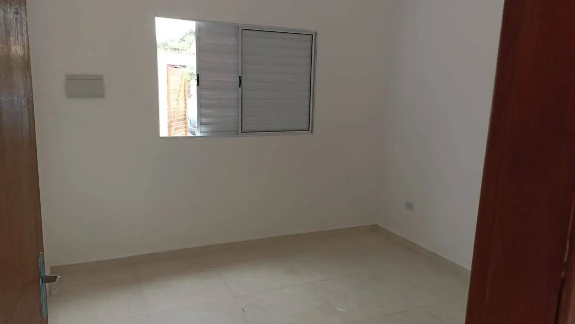 Foto 5 de Casa com 2 quartos à venda, 55m2 em Itanhaem - SP