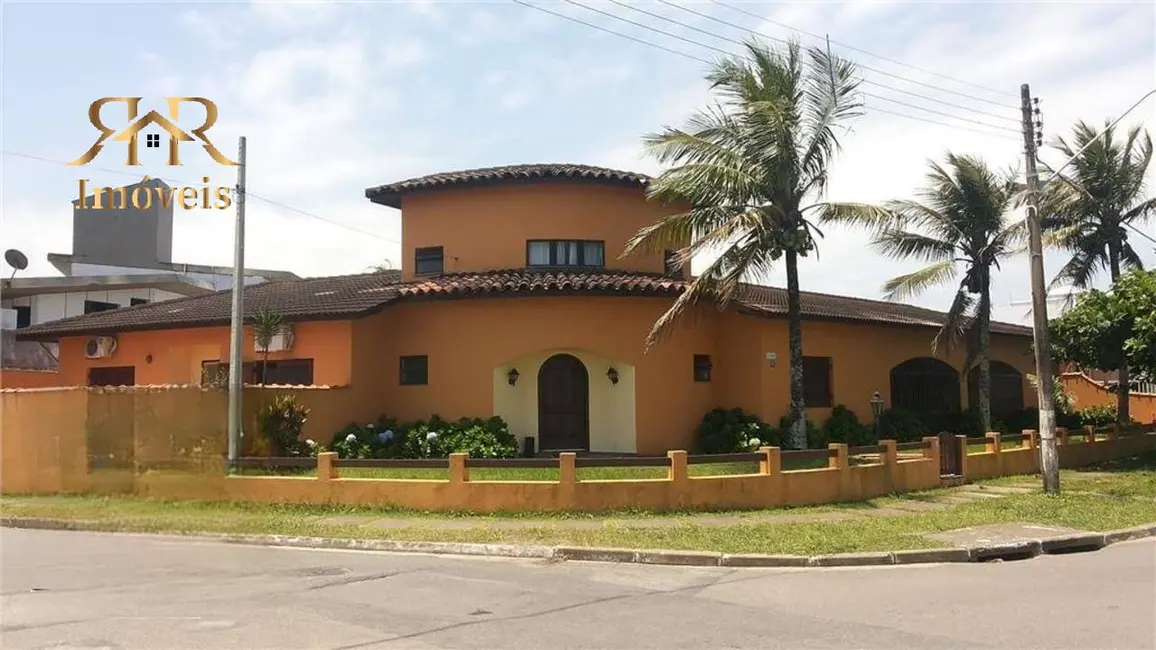 Foto 1 de Casa com 5 quartos à venda, 414m2 em Itanhaem - SP