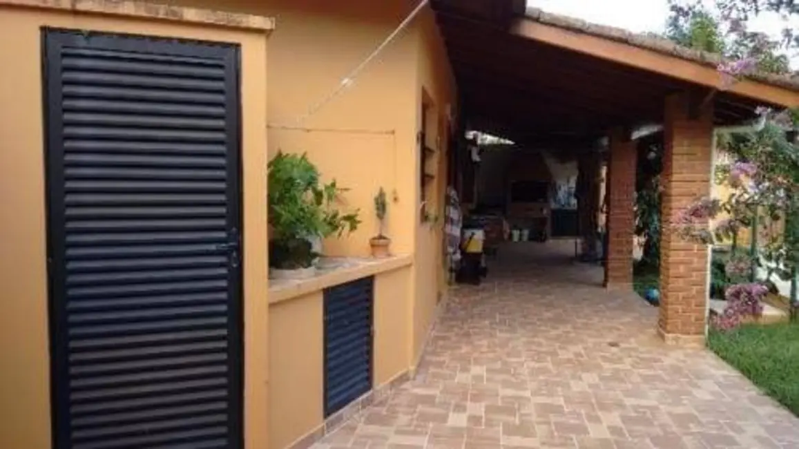 Foto 4 de Casa com 5 quartos à venda, 414m2 em Itanhaem - SP