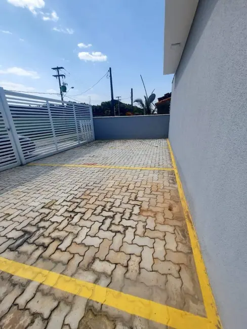 Foto 2 de Casa de Condomínio com 2 quartos à venda, 46m2 em Itanhaem - SP