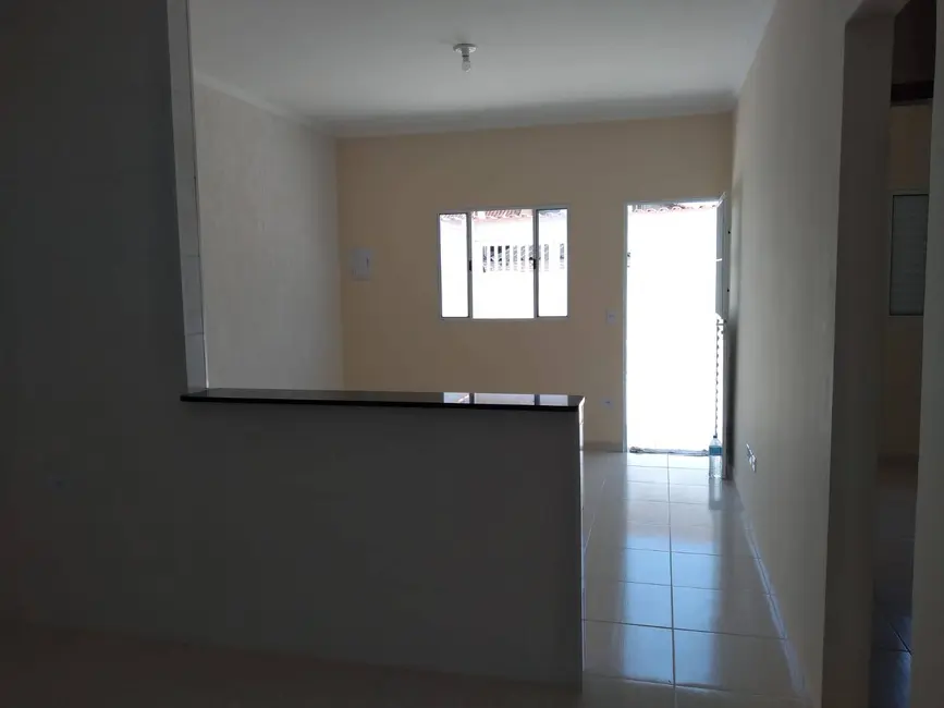 Foto 9 de Casa com 2 quartos à venda, 63m2 em Mongagua - SP