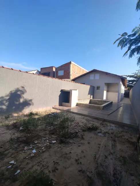 Foto 3 de Casa com 2 quartos à venda, 62m2 em Itanhaem - SP