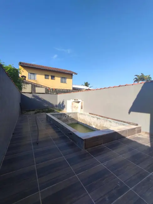 Foto 6 de Casa com 2 quartos à venda, 62m2 em Itanhaem - SP