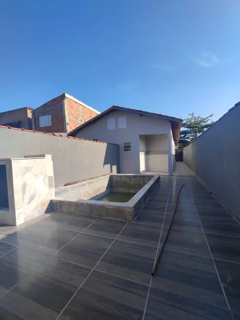 Foto 4 de Casa com 2 quartos à venda, 62m2 em Itanhaem - SP