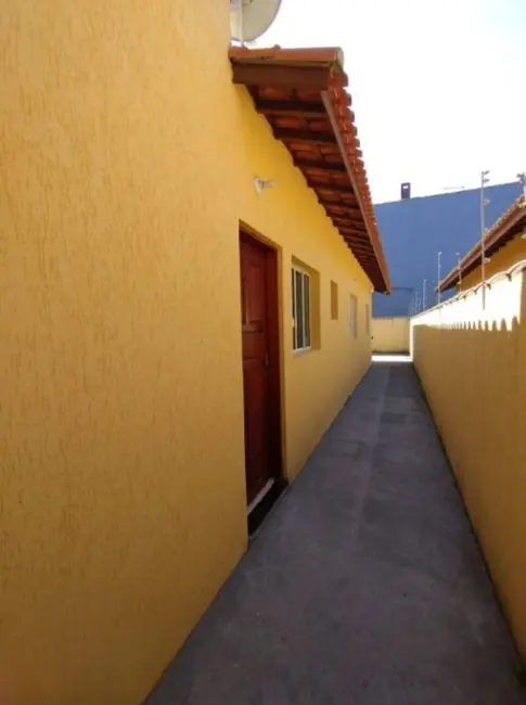 Foto 7 de Casa com 2 quartos à venda, 63m2 em Itanhaem - SP