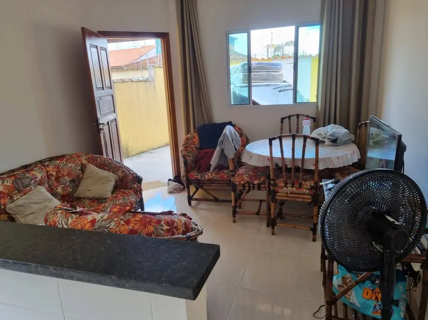 Foto 9 de Casa com 2 quartos à venda, 63m2 em Itanhaem - SP