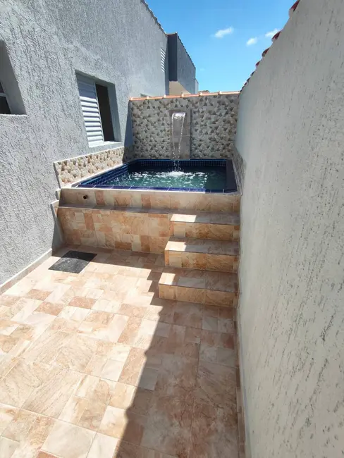 Foto 5 de Casa de Condomínio com 2 quartos à venda, 52m2 em Itanhaem - SP