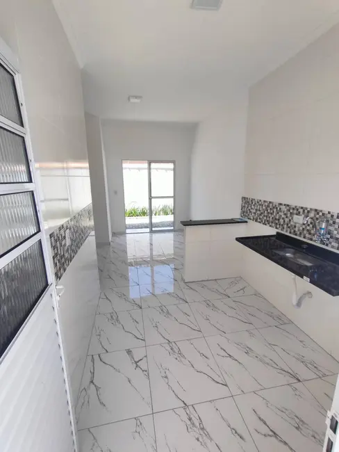 Foto 7 de Casa de Condomínio com 2 quartos à venda, 52m2 em Itanhaem - SP