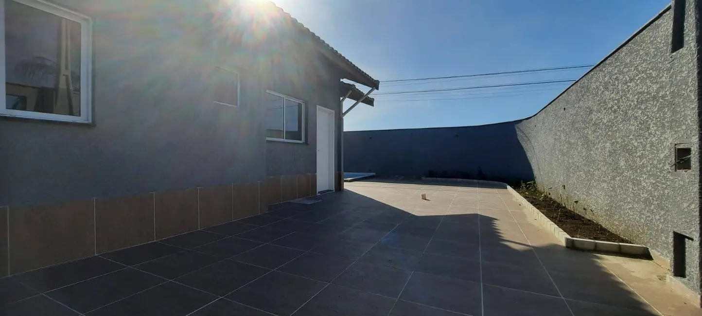 Foto 6 de Casa com 2 quartos à venda, 68m2 em Itanhaem - SP