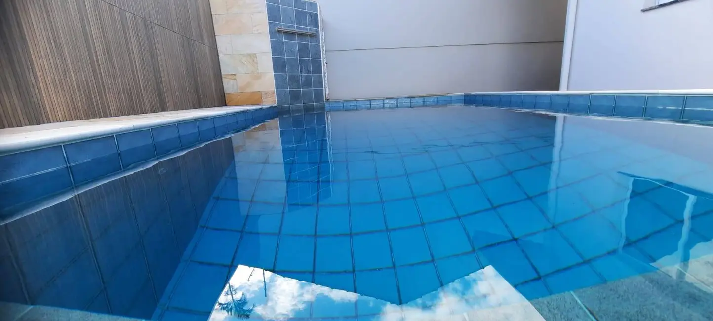 Foto 6 de Casa com 2 quartos à venda, 56m2 em Itanhaem - SP