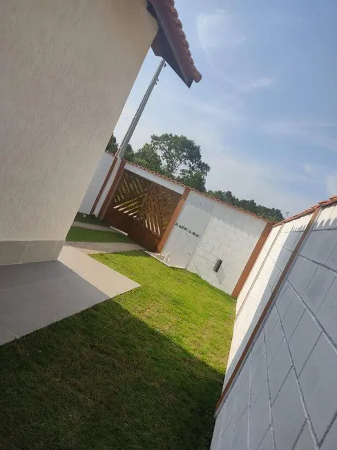 Foto 4 de Casa com 2 quartos à venda, 46m2 em Itanhaem - SP