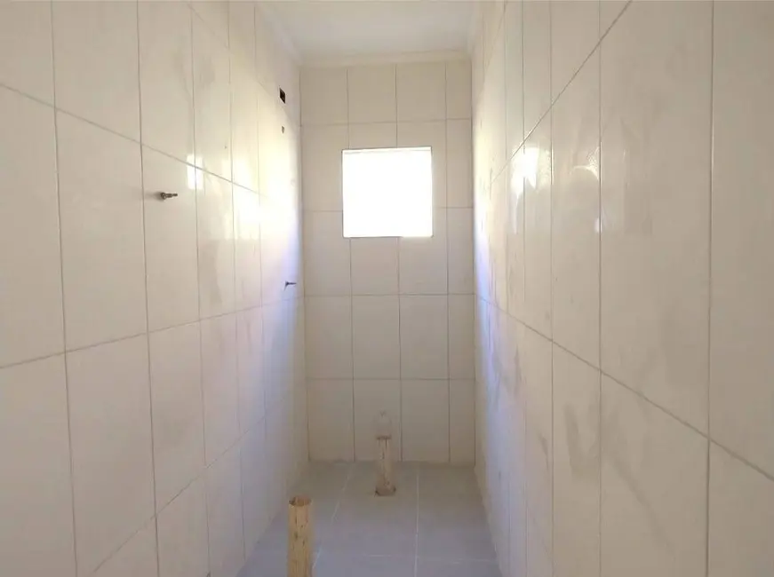 Foto 6 de Casa com 2 quartos à venda, 52m2 em Jardim Sabaúna, Itanhaem - SP