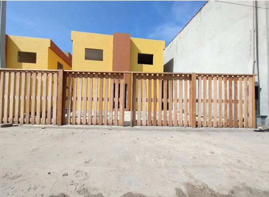 Foto 1 de Casa com 2 quartos à venda, 52m2 em Jardim Sabaúna, Itanhaem - SP