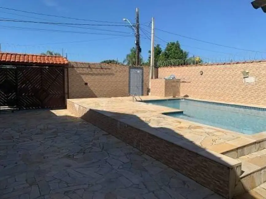 Foto 4 de Casa com 2 quartos à venda, 75m2 em Itanhaem - SP