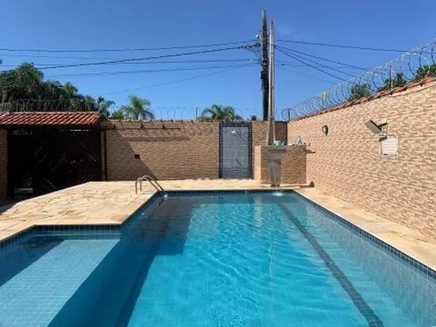 Foto 1 de Casa com 2 quartos à venda, 75m2 em Itanhaem - SP
