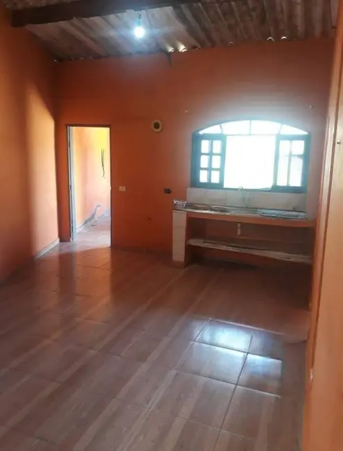 Foto 6 de Casa com 2 quartos à venda, 90m2 em Itanhaem - SP