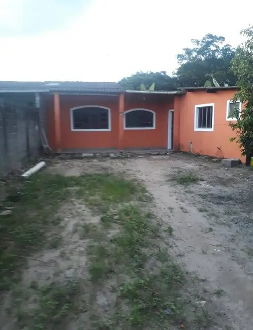 Foto 2 de Casa com 2 quartos à venda, 90m2 em Itanhaem - SP
