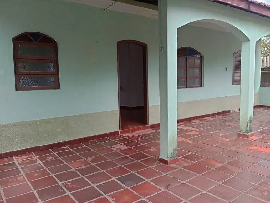 Foto 2 de Casa com 3 quartos à venda, 124m2 em Itanhaem - SP