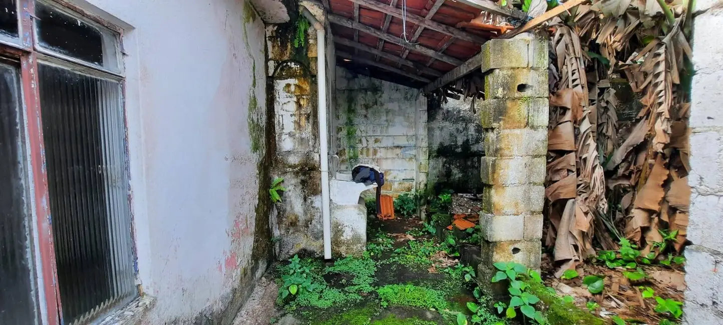 Foto 8 de Casa com 2 quartos à venda, 71m2 em Itanhaem - SP