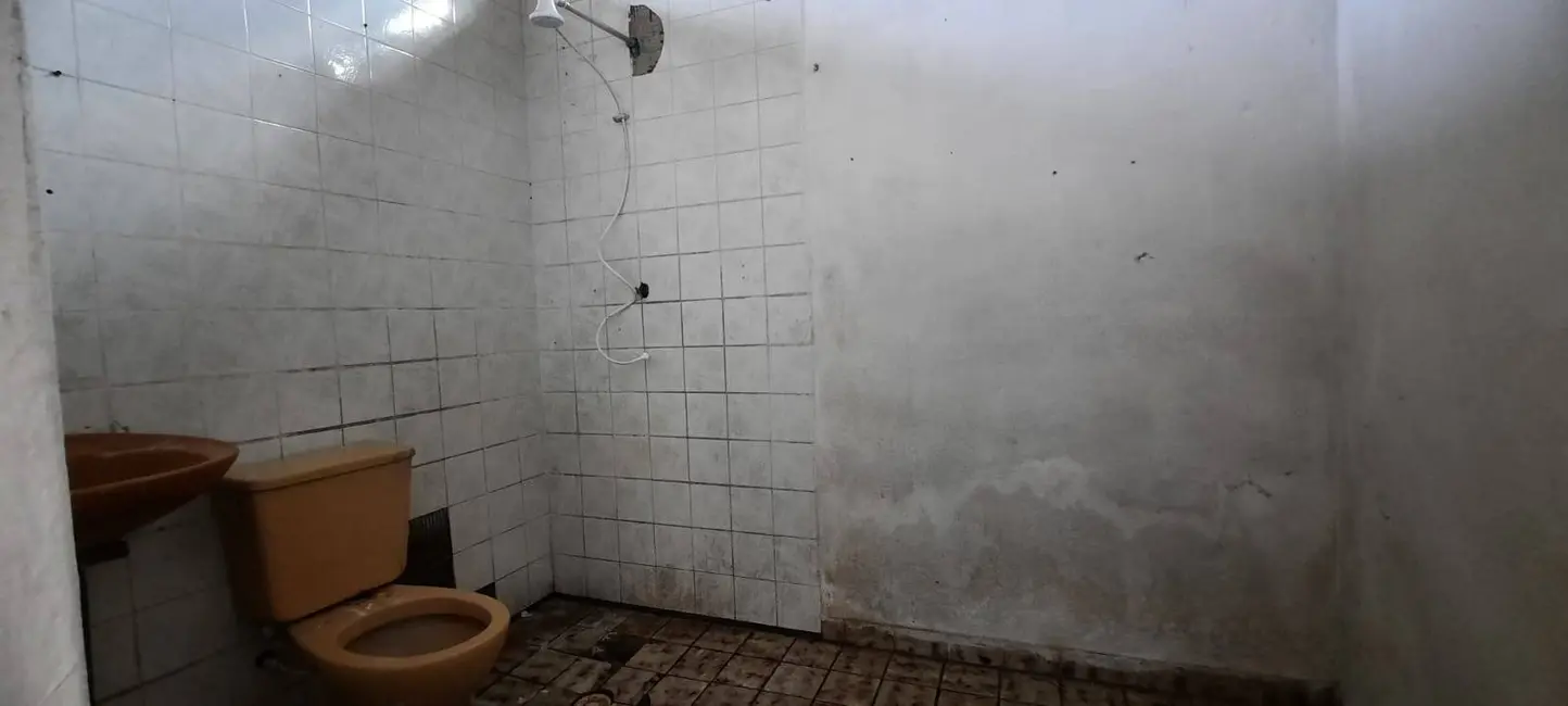 Foto 3 de Casa com 2 quartos à venda, 71m2 em Itanhaem - SP