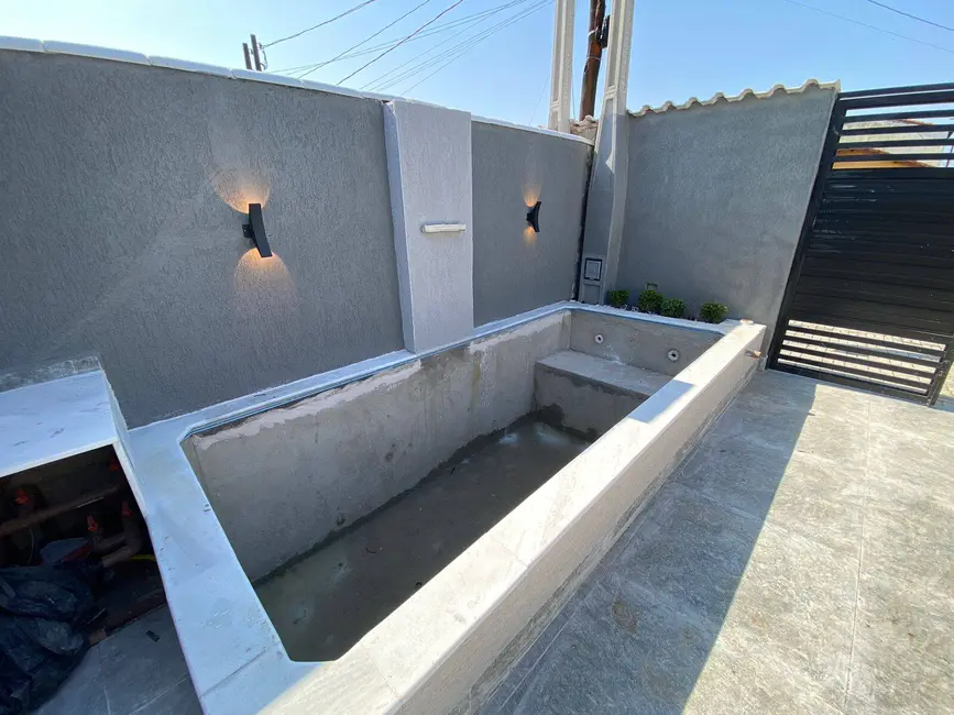 Foto 4 de Casa com 3 quartos à venda, 70m2 em Itanhaem - SP