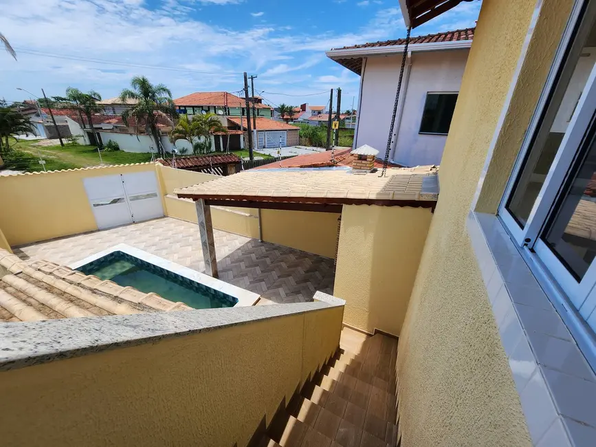 Foto 8 de Casa com 2 quartos à venda, 66m2 em Itanhaem - SP