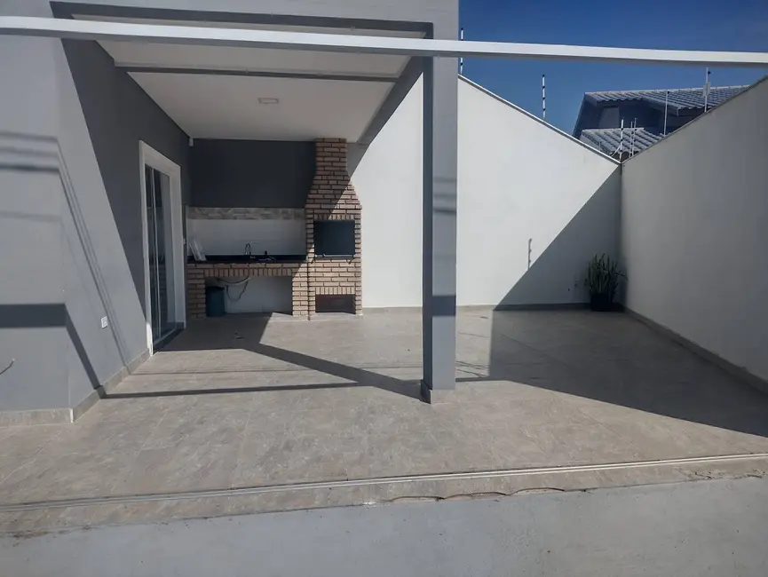 Foto 4 de Casa com 3 quartos à venda, 110m2 em Itanhaem - SP