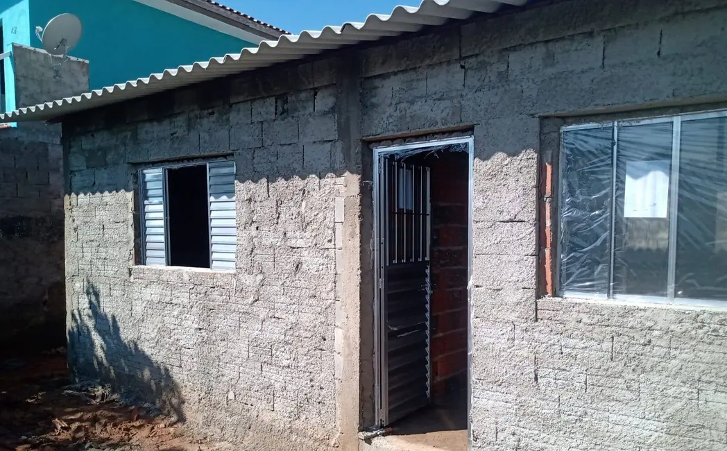 Foto 7 de Casa com 2 quartos à venda, 50m2 em Itanhaem - SP