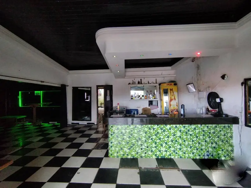 Foto 9 de Casa com 6 quartos à venda, 235m2 em Itanhaem - SP