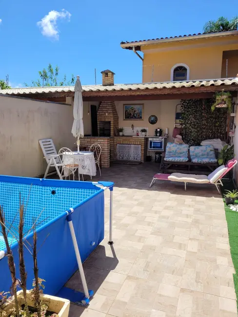 Casa com 2 quartos à venda, 72m2 em Itanhaem - SP - imagem 3 Foto 3 de Casa com 2 quartos à venda, 72m2 em Itanhaem - SP