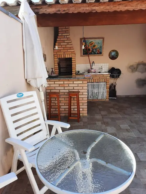 Casa com 2 quartos à venda, 72m2 em Itanhaem - SP - imagem 5 Foto 5 de Casa com 2 quartos à venda, 72m2 em Itanhaem - SP