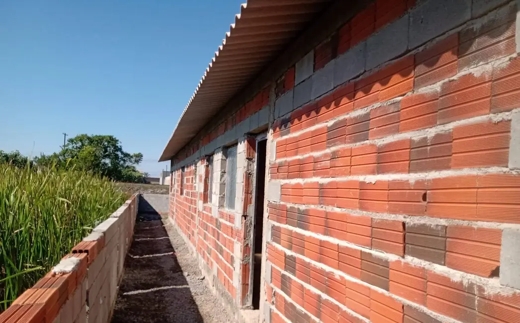 Foto 8 de Casa com 3 quartos à venda, 68m2 em Itanhaem - SP