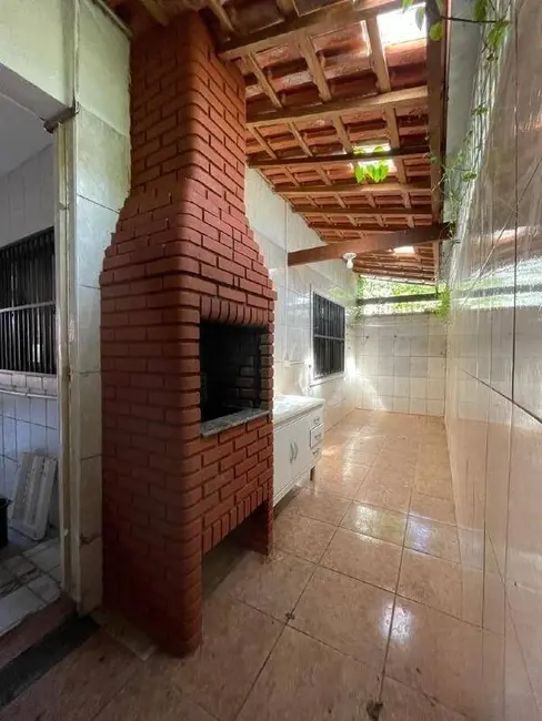 Foto 6 de Casa com 2 quartos à venda, 100m2 em Itanhaem - SP