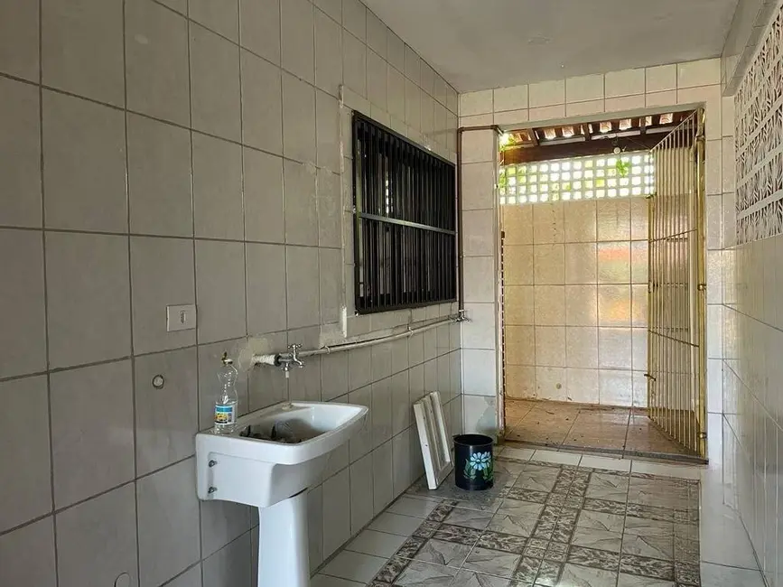 Foto 4 de Casa com 2 quartos à venda, 100m2 em Itanhaem - SP