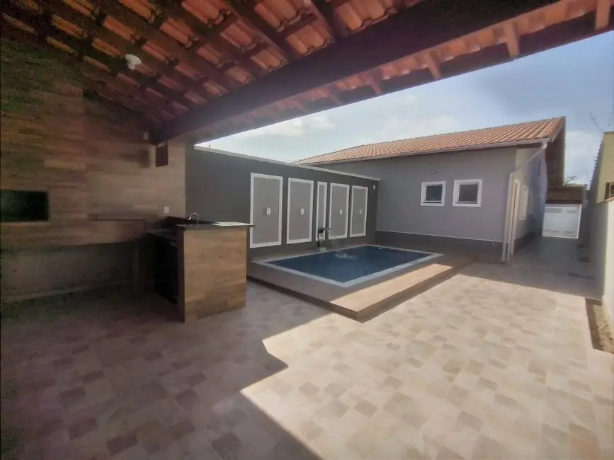 Foto 6 de Casa com 2 quartos à venda, 180m2 em Itanhaem - SP