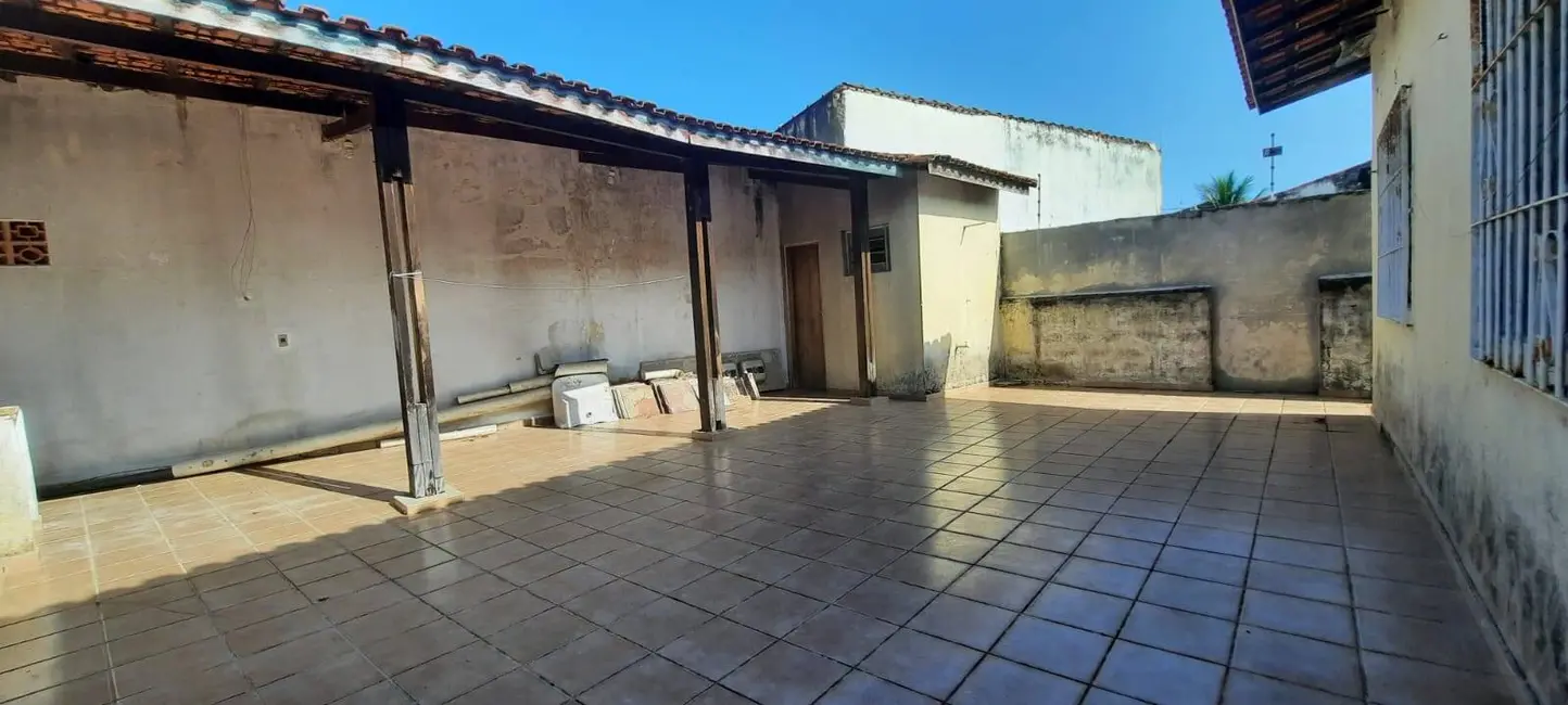 Foto 7 de Casa com 3 quartos à venda, 143m2 em Itanhaem - SP