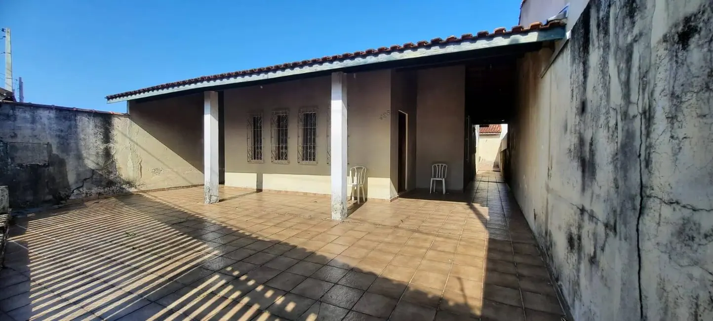 Foto 3 de Casa com 3 quartos à venda, 143m2 em Itanhaem - SP