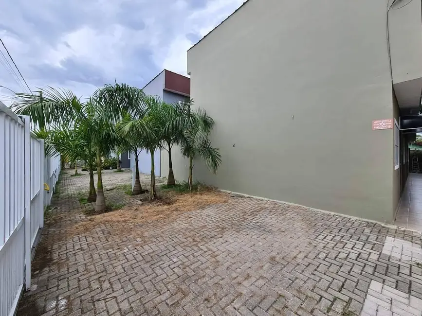 Casa de Condomínio com 2 quartos à venda, 90m2 em Itanhaem - SP - imagem 4 Foto 4 de Casa de Condomínio com 2 quartos à venda, 90m2 em Itanhaem - SP