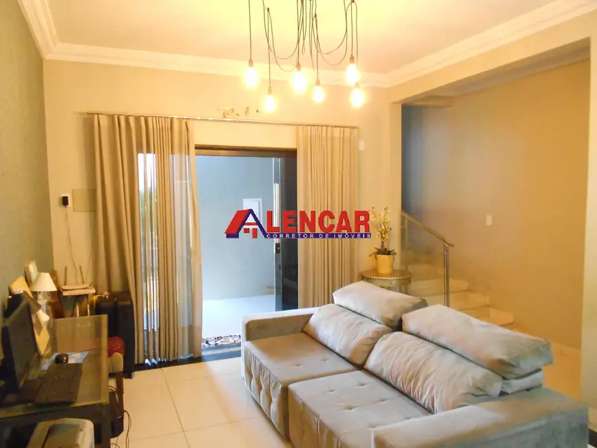 Foto 9 de Casa de Condomínio com 5 quartos à venda, 380m2 em Nova Esperança, Porto Velho - RO