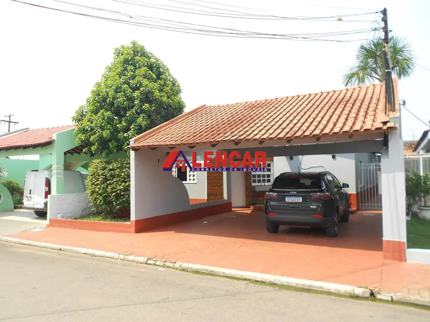 Foto 3 de Casa de Condomínio com 3 quartos à venda, 300m2 em Tiradentes, Porto Velho - RO