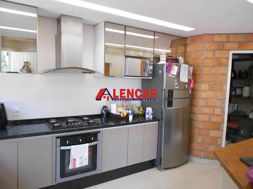 Foto 9 de Casa de Condomínio com 3 quartos à venda, 300m2 em Tiradentes, Porto Velho - RO