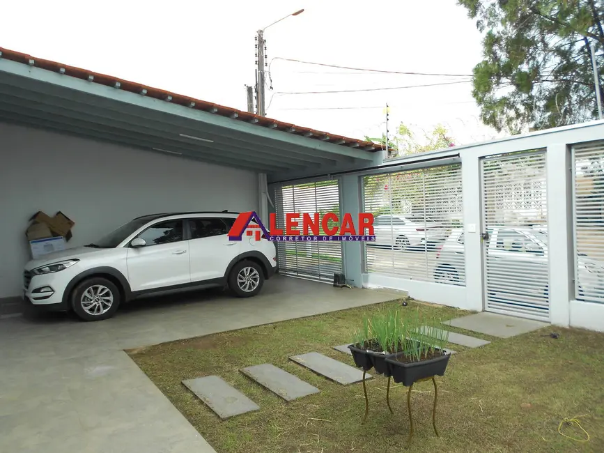 Foto 8 de Casa com 3 quartos à venda e para alugar, 250m2 em Aponiã, Porto Velho - RO