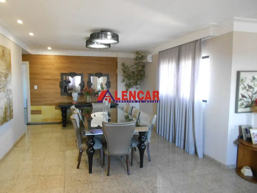 Foto 2 de Apartamento com 4 quartos à venda, 320m2 em Olaria, Porto Velho - RO