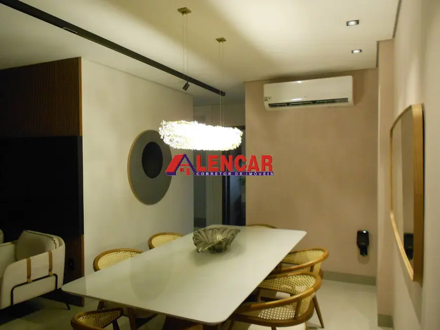 Foto 2 de Apartamento com 3 quartos à venda, 141m2 em Embratel, Porto Velho - RO