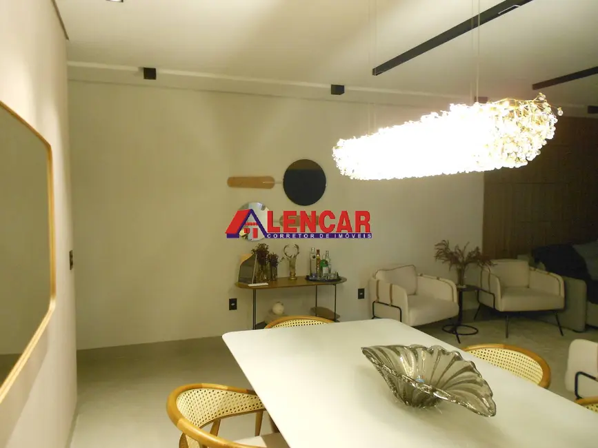 Foto 4 de Apartamento com 3 quartos à venda, 141m2 em Embratel, Porto Velho - RO