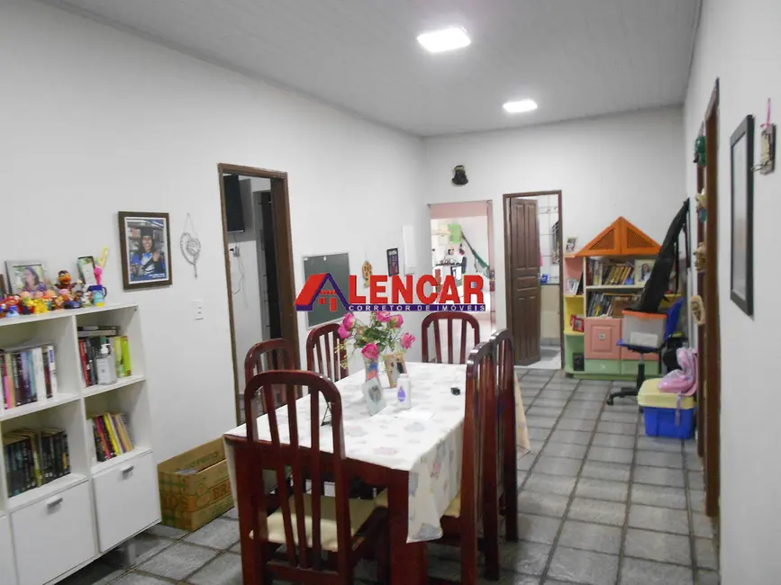 Foto 9 de Casa com 3 quartos à venda, 300m2 em Aponiã, Porto Velho - RO