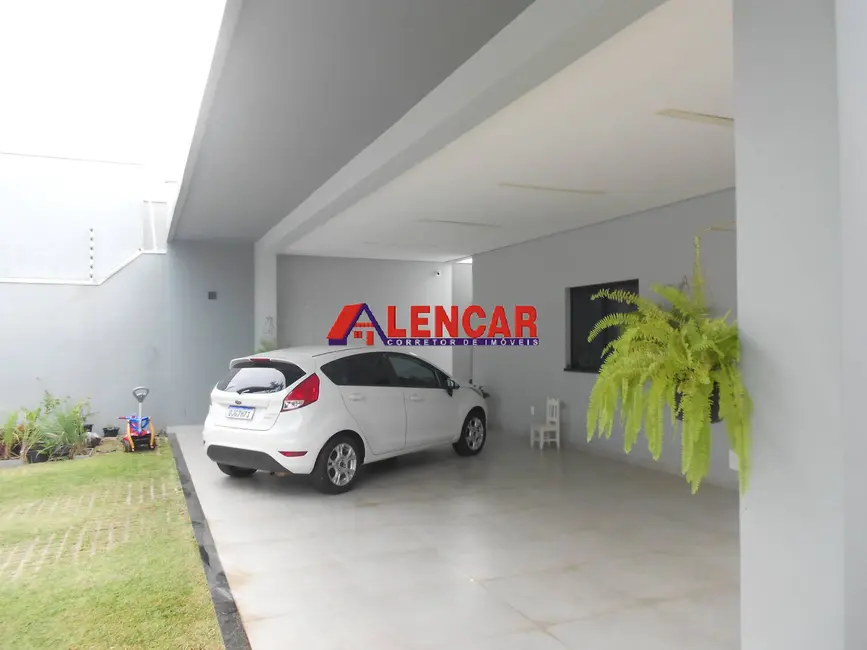 Foto 3 de Casa com 4 quartos à venda, 350m2 em São João Bosco, Porto Velho - RO