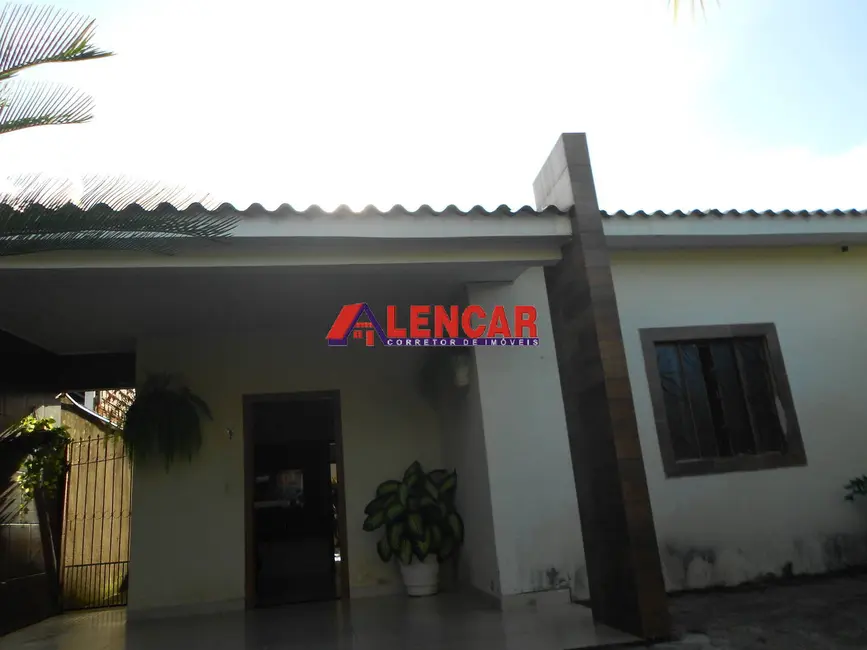 Foto 2 de Casa com 3 quartos à venda, 250m2 em Socialista, Porto Velho - RO